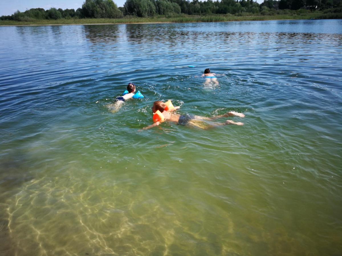 Domki Nad Jeziorem, Las, Do 10 Osob Jezioro Wilczynskie Budzislawskie - Domek Letniskowy Osobno Ogrodzony, Ogrzewany Mile Widziane Pieski, Zwierzeta- Wielkopolska, 62-550 Zygmuntowo Gm Wilczyn Kültér fotó